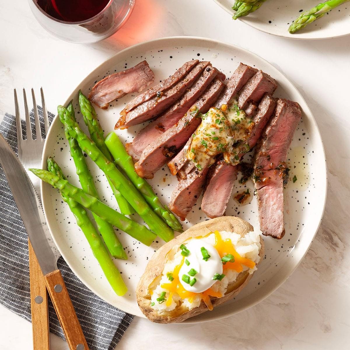 Easy Air Fryer Steak: 5-Ingredient Garlic Butter Recipe